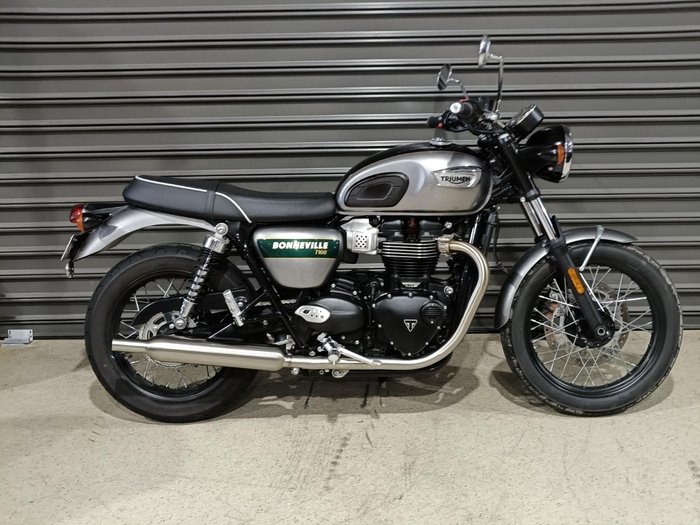 2021 Triumph STREET TWIN GOLDLINE GREEN