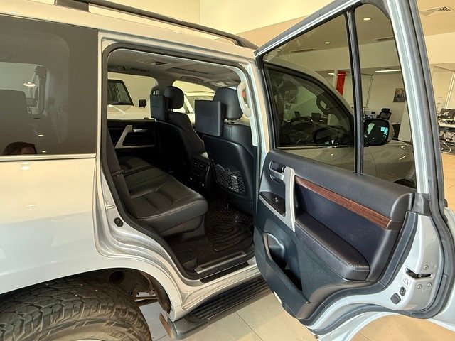 2020 Toyota LANDCRUISER