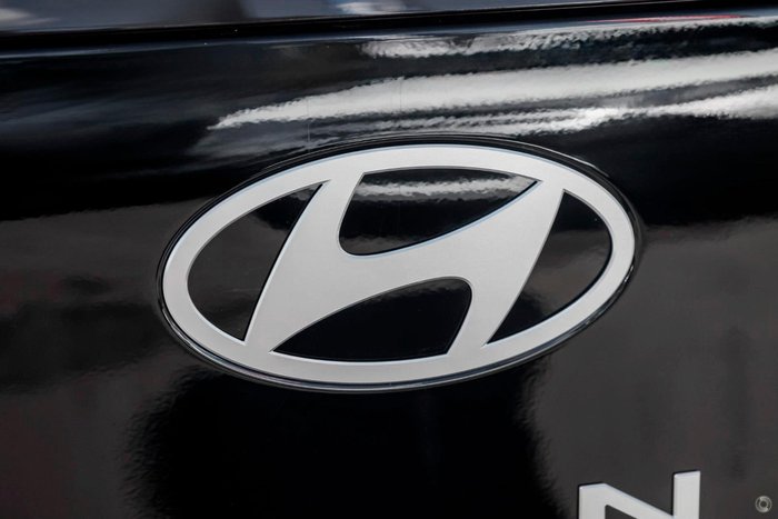 2025 Hyundai Kona Premium