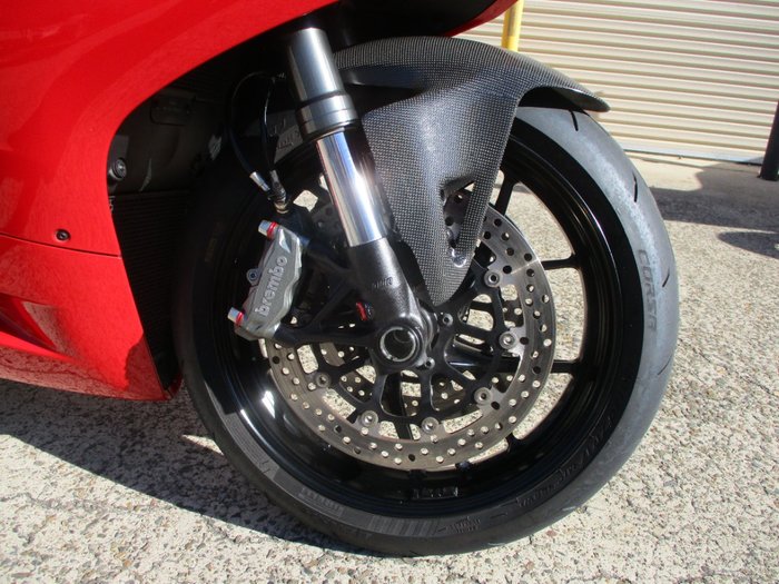 2021 DUCATI PANIGALE V2 RED