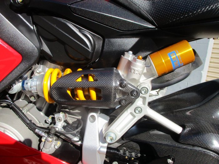 2021 DUCATI PANIGALE V2 RED