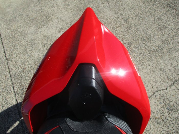 2021 DUCATI PANIGALE V2 RED