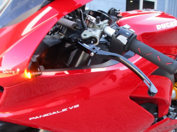 2021 DUCATI PANIGALE V2 RED