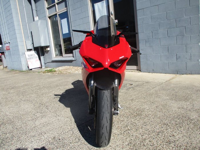 2021 DUCATI PANIGALE V2 RED