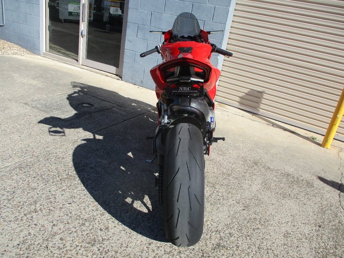 2021 DUCATI PANIGALE V2 RED