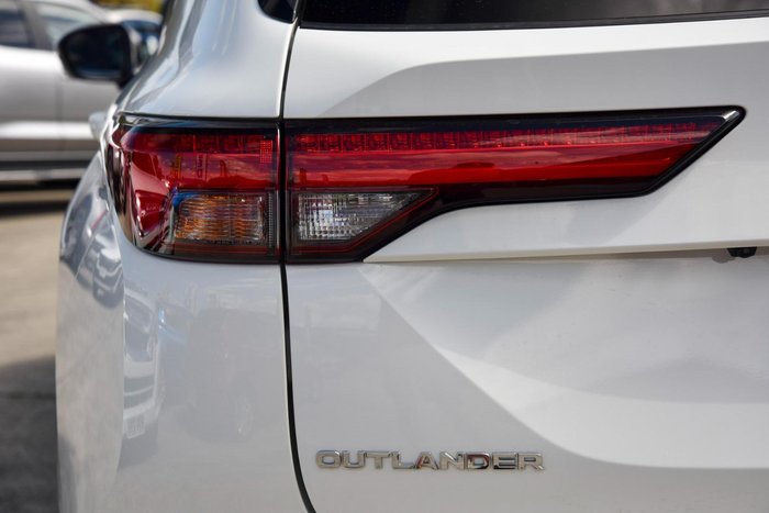 2024 Mitsubishi Outlander PHEV Exceed ZM MY24 AWD White
