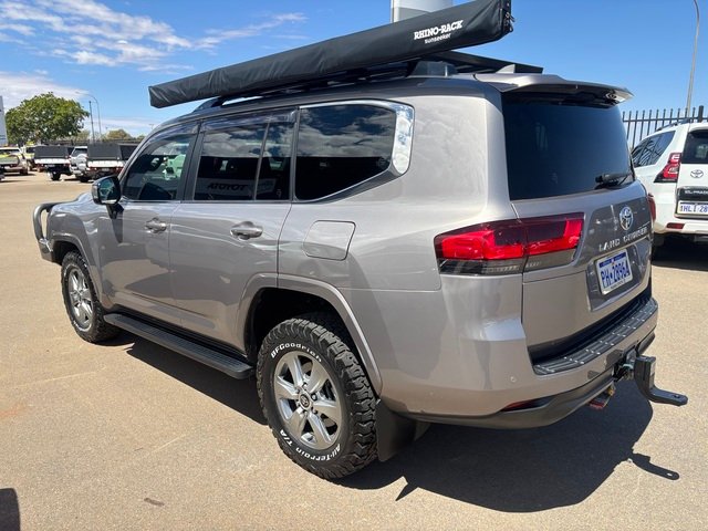2022 Toyota LANDCRUISER