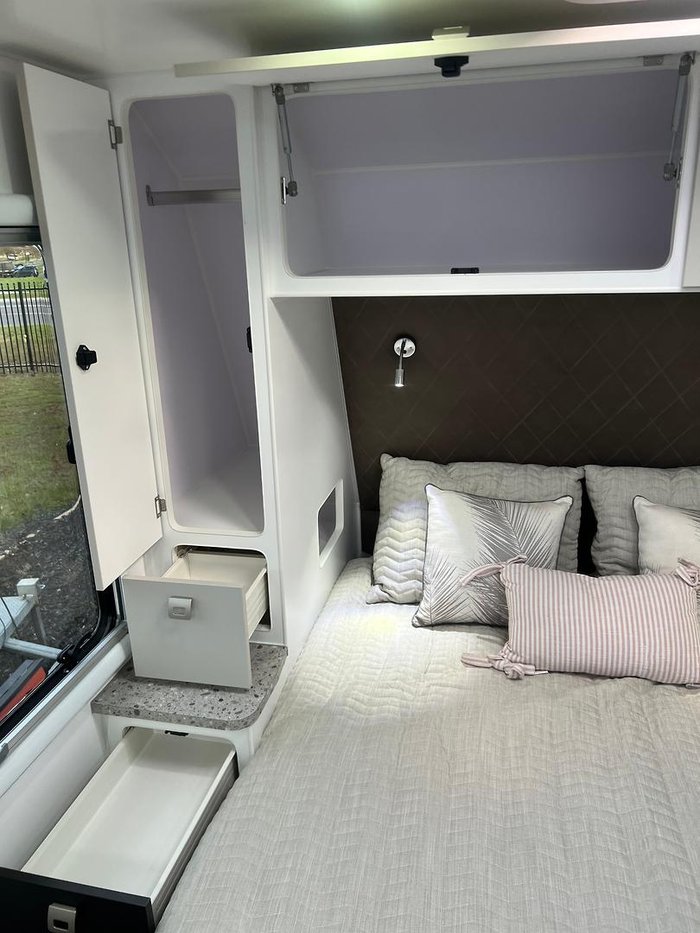 2025 Design RV Forerunner Van 1-1, 18'8''