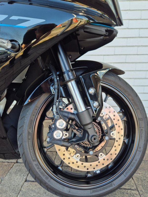 2023 Yamaha YZF-R7LA BLUE