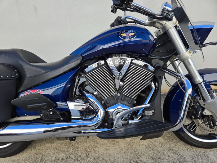 2014 Victory CROSS COUNTRY BLUE