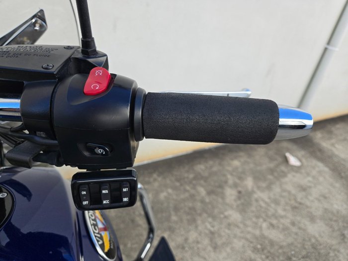 2014 Victory CROSS COUNTRY BLUE