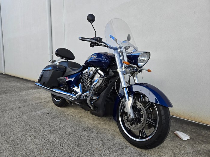 2014 Victory CROSS COUNTRY BLUE
