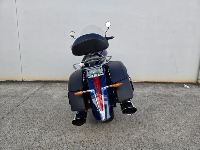 2014 Victory CROSS COUNTRY BLUE