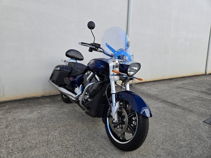 2014 Victory CROSS COUNTRY BLUE