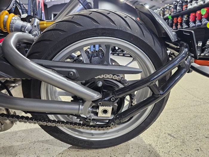 2023 INDIAN FTR R 1200 CARBON CARBON FIBER