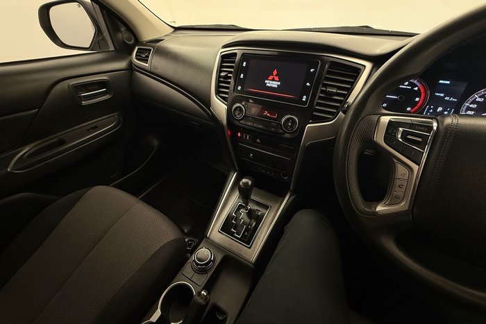 2019 Mitsubishi Triton GLX+