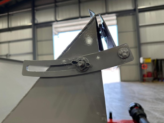 0 AGRIMEC VA SIDE ROTARY TRENCH 55L NEW ORANGE