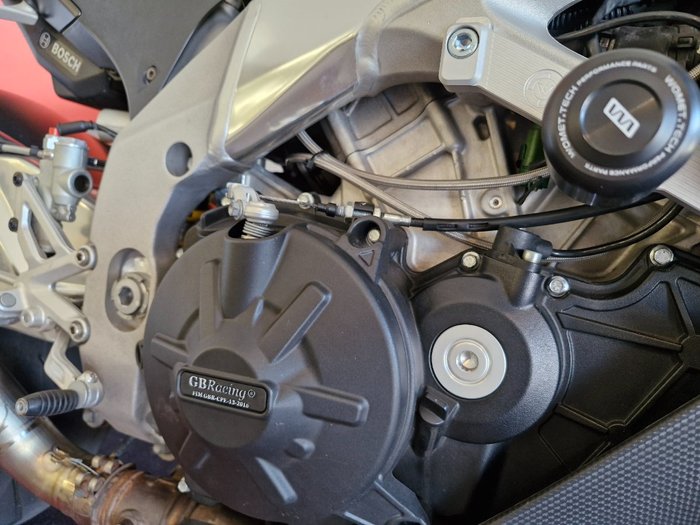 2015 Aprilia RSV4 RR Black