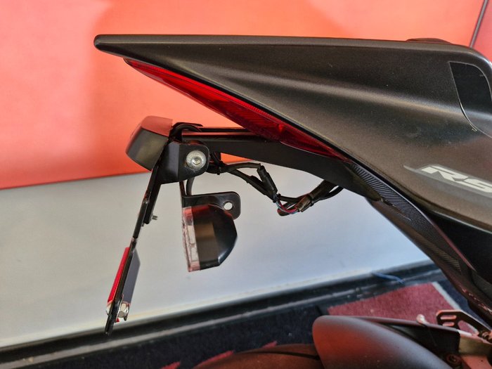 2015 Aprilia RSV4 RR Black