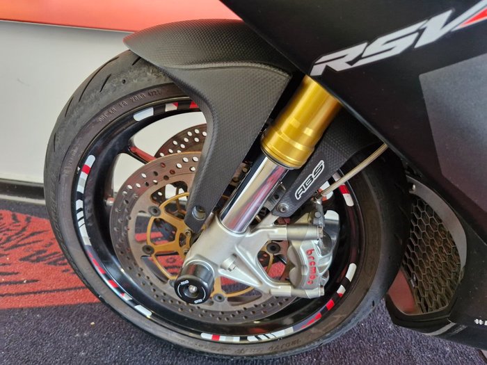 2015 Aprilia RSV4 RR Black