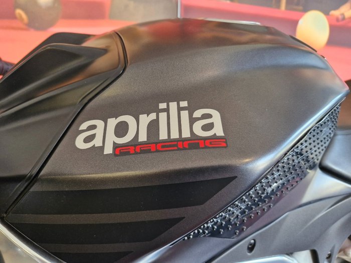 2015 Aprilia RSV4 RR Black