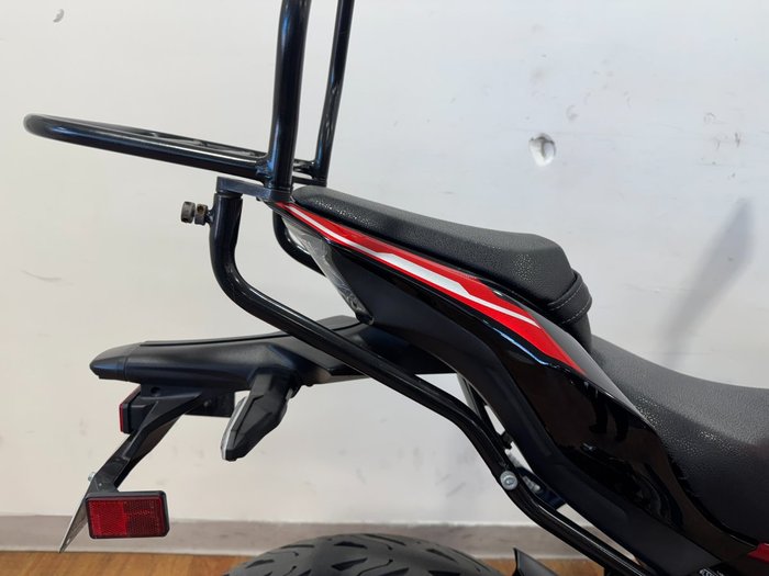 2024 Kawasaki Z900 (ZR900) Black / Red