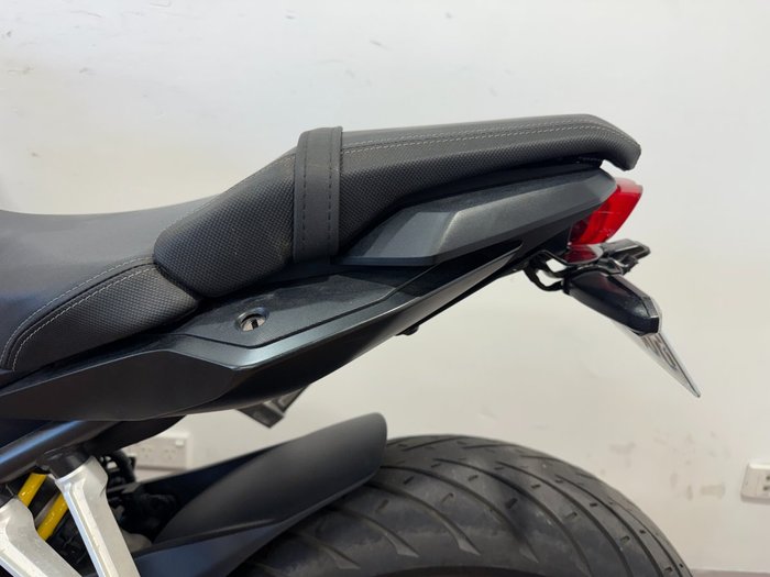 2020 Honda CB650R RED