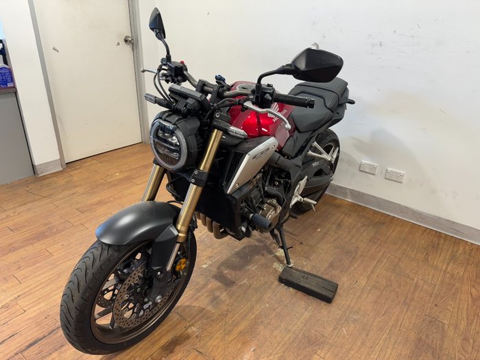 2020 Honda CB650R RED