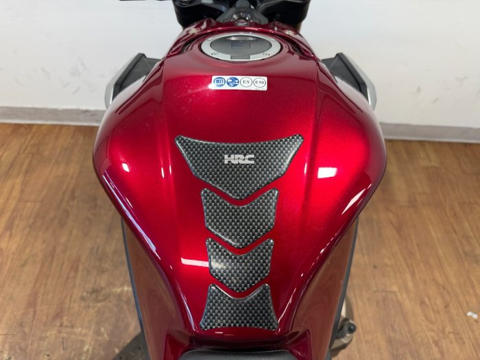2020 Honda CB650R RED