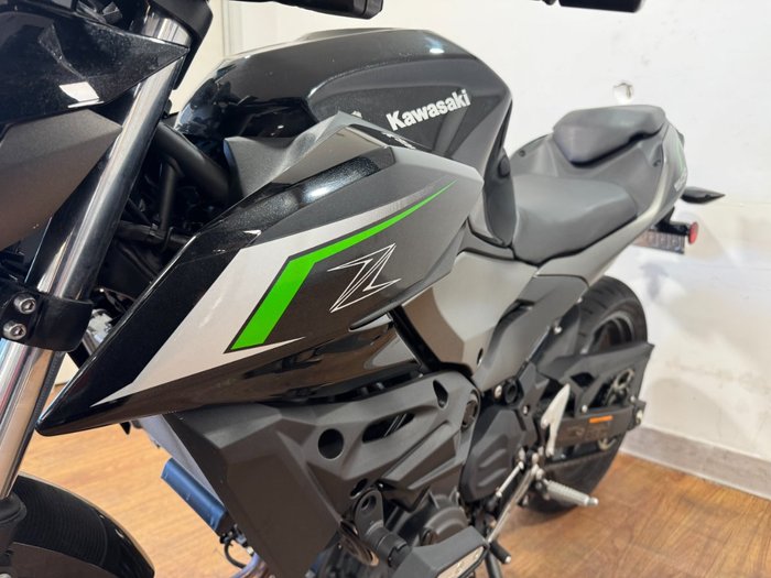 2024 Kawasaki Z500 Black