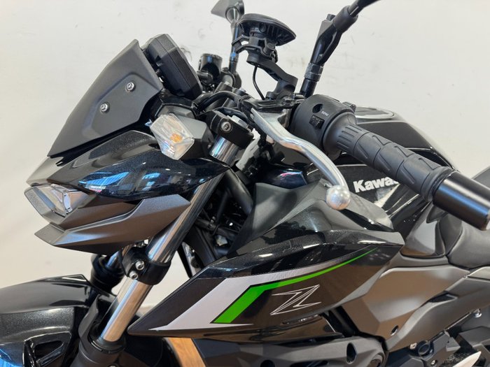 2024 Kawasaki Z500 Black
