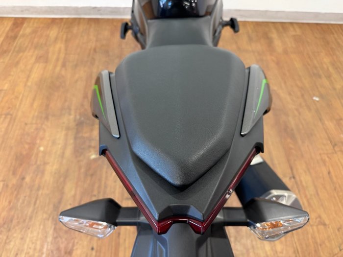2024 Kawasaki Z500 Black