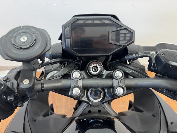2024 Kawasaki Z500 Black
