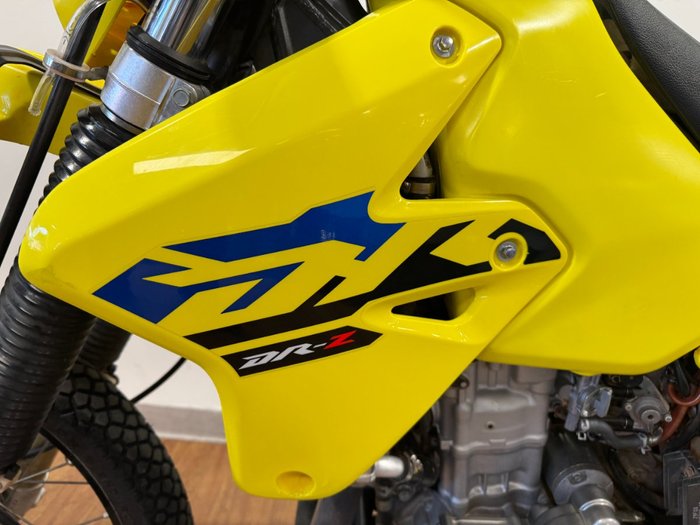 2022 Suzuki DR-Z400E YELLOW