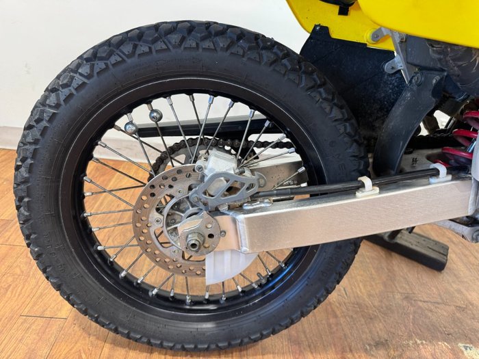 2022 Suzuki DR-Z400E YELLOW