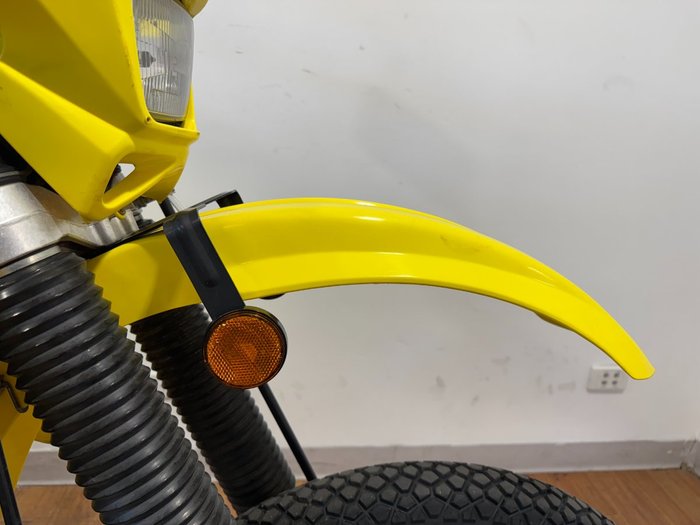 2022 Suzuki DR-Z400E YELLOW