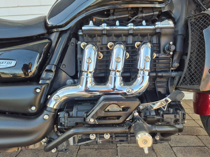 2007 Triumph ROCKET III RED