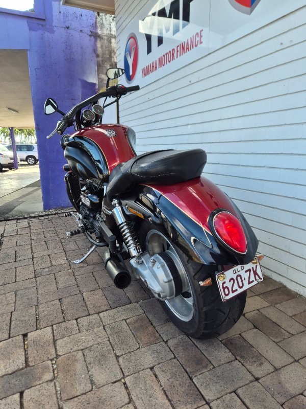 2007 Triumph ROCKET III RED