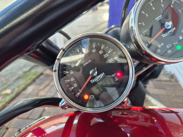 2007 Triumph ROCKET III RED