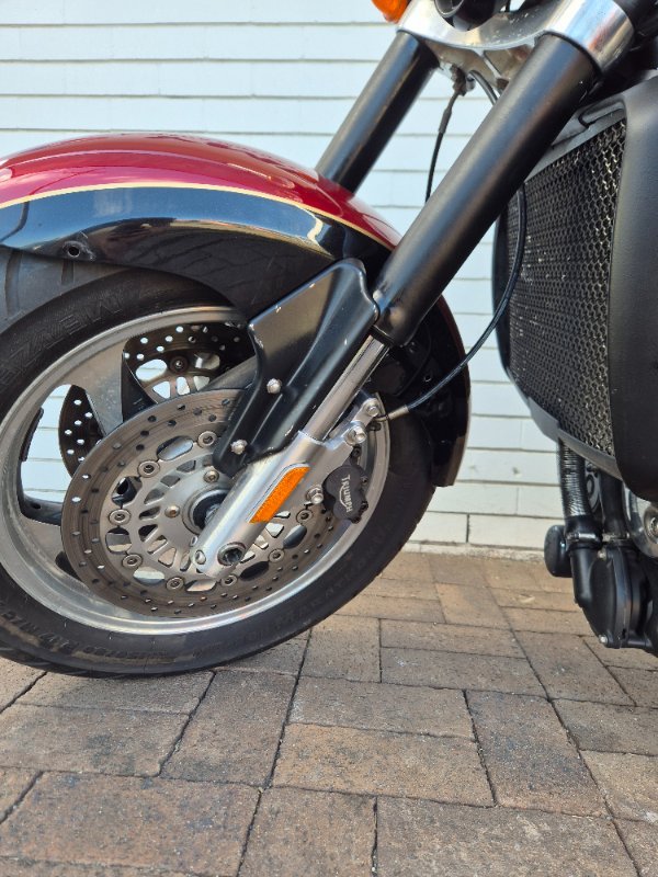 2007 Triumph ROCKET III RED