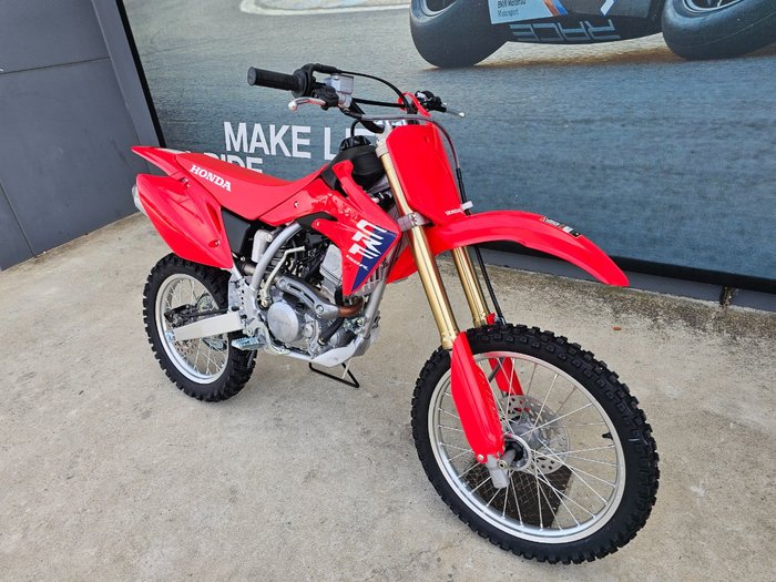 2025 Honda CRF150RB Red