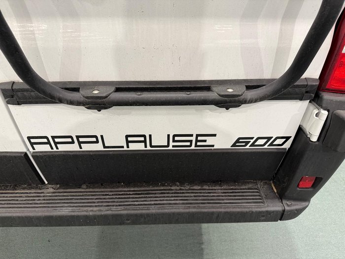 2024 Avan Applause 600