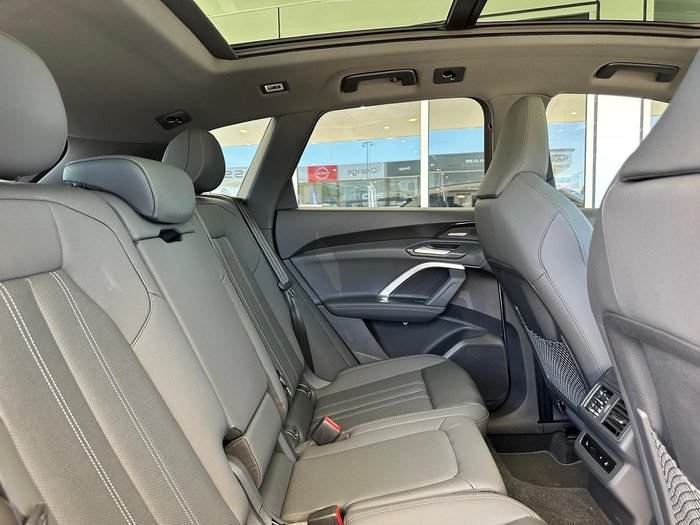2025 Audi Q5 TDI 150kW