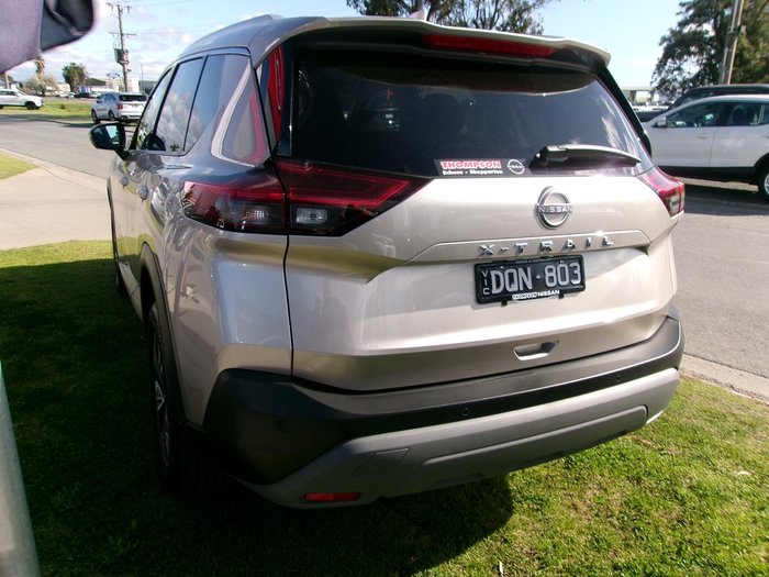 2025 Nissan X-TRAIL ST-L
