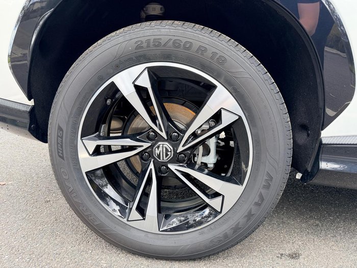 2025 MG HS Essence AS33 MY25 Pearl White