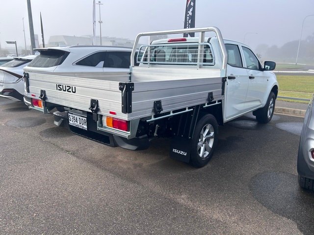 2024 ISUZU D-MAX