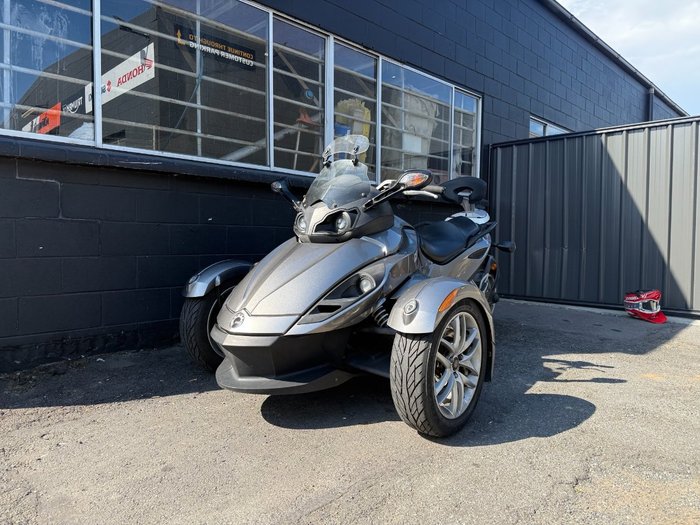 2013 BRP SPYDER RS SM5 Silver
