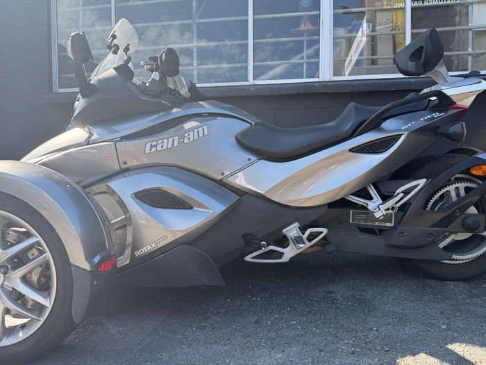 2013 BRP SPYDER RS SM5 Silver