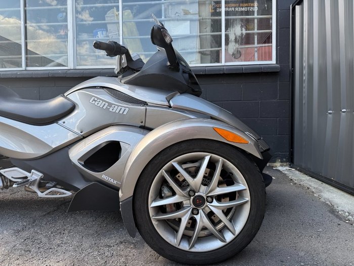 2013 BRP SPYDER RS SM5 Silver