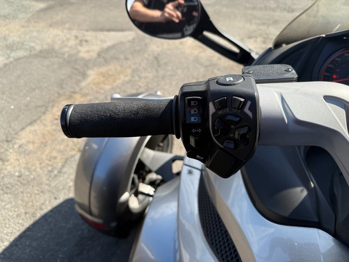 2013 BRP SPYDER RS SM5 Silver